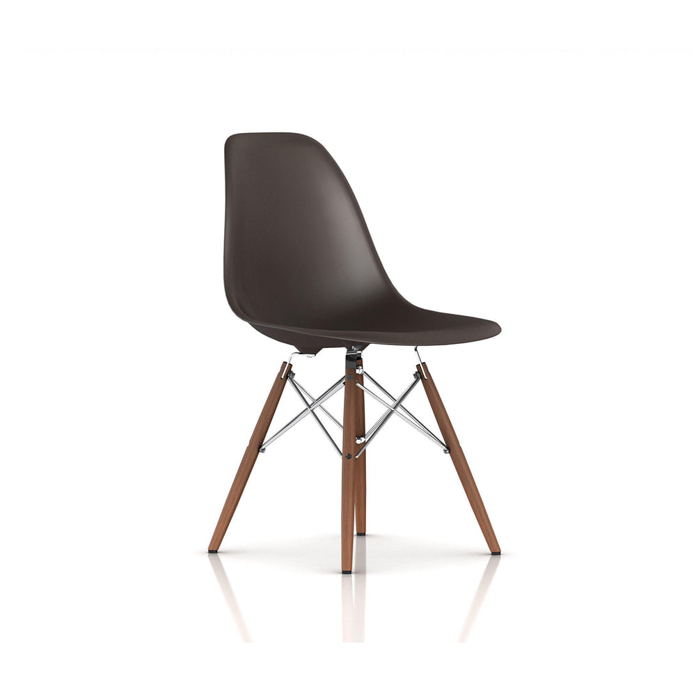 Eames Molded Plastic Chair, Dowel Base Walnut (Java)전시품  30%
